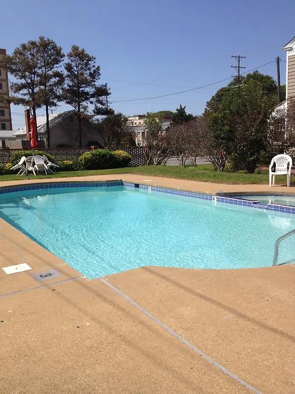 Macthrift Motor Inn Virginia Beach 2*,